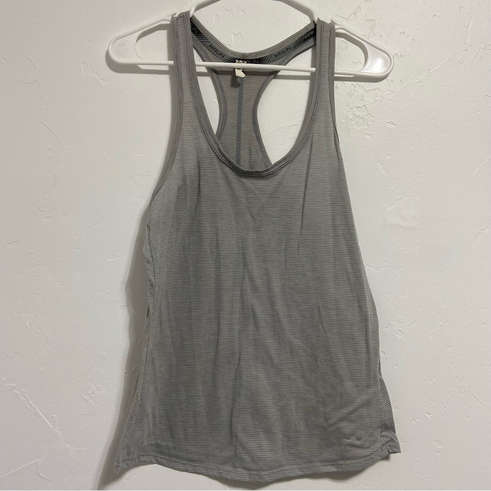 Under Armour Racerback Tank T Shirt Athletic Women's Medium Gray Activewear